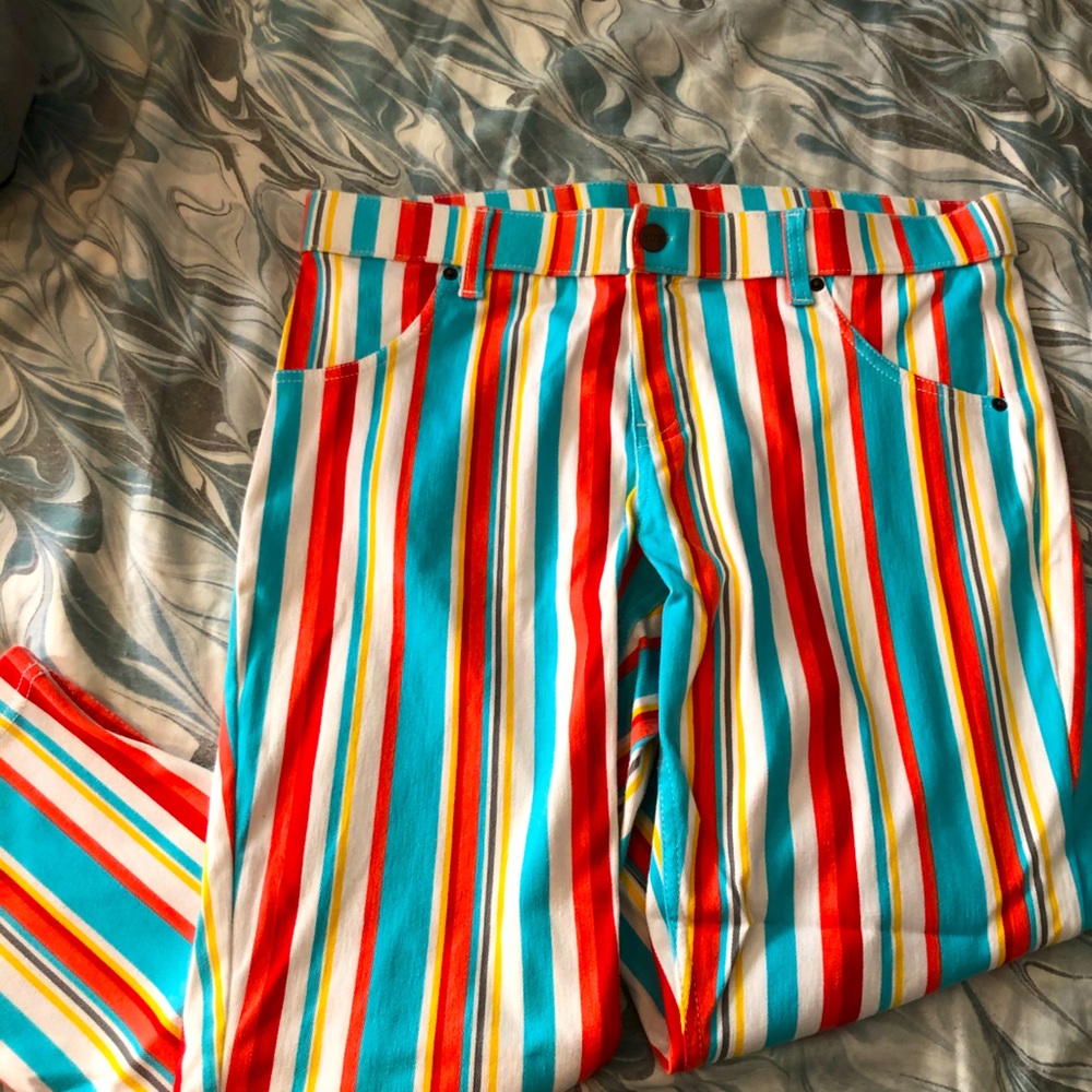 Hue Colorful Stripe Jeggings